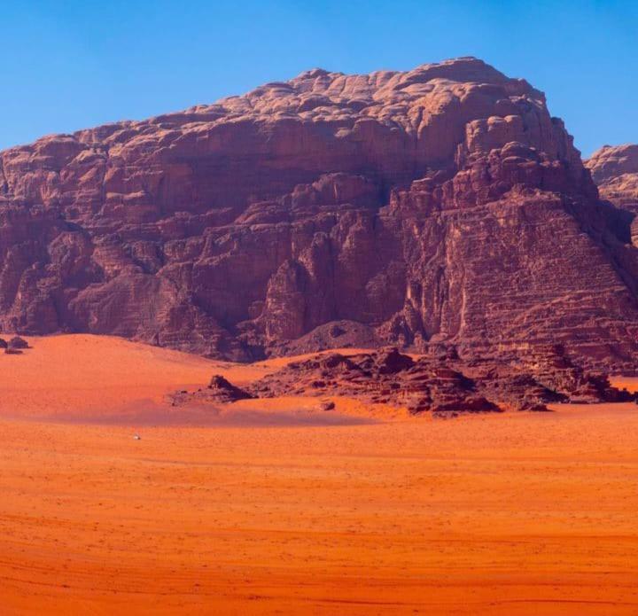 Apartamento Saleem With Jeep Tour Wadi Rum Exterior foto