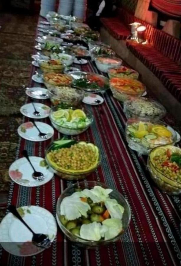Apartamento Saleem With Jeep Tour Wadi Rum Exterior foto