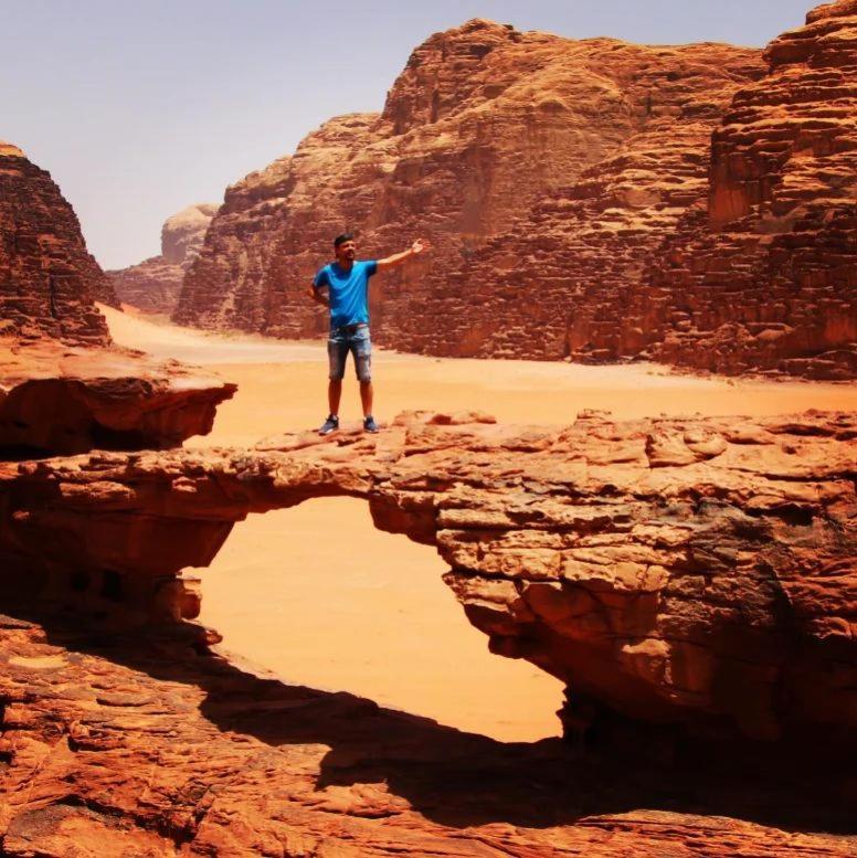 Apartamento Saleem With Jeep Tour Wadi Rum Exterior foto